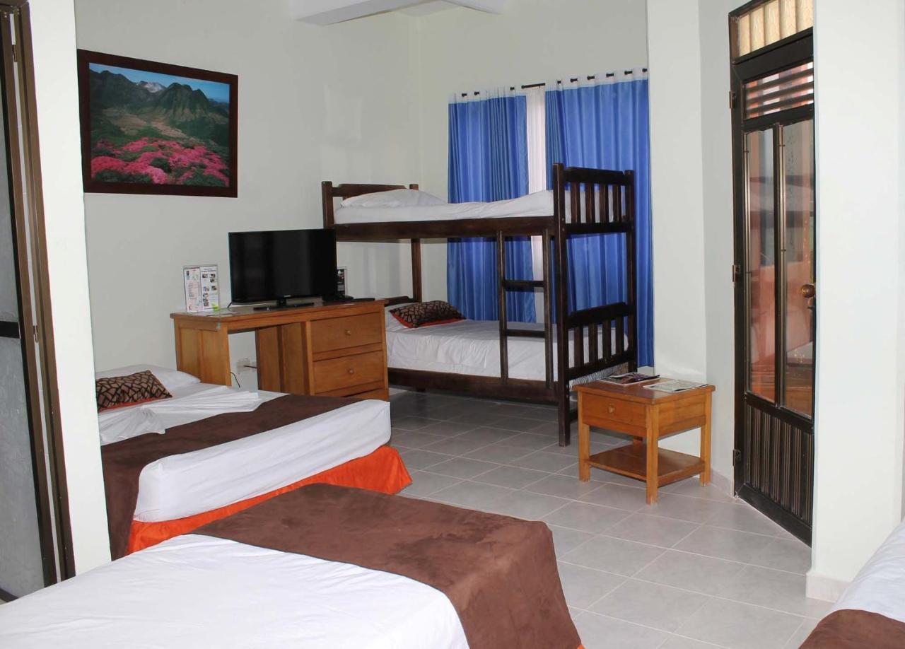 Hotel Punta De Aguila Necocli Exterior photo